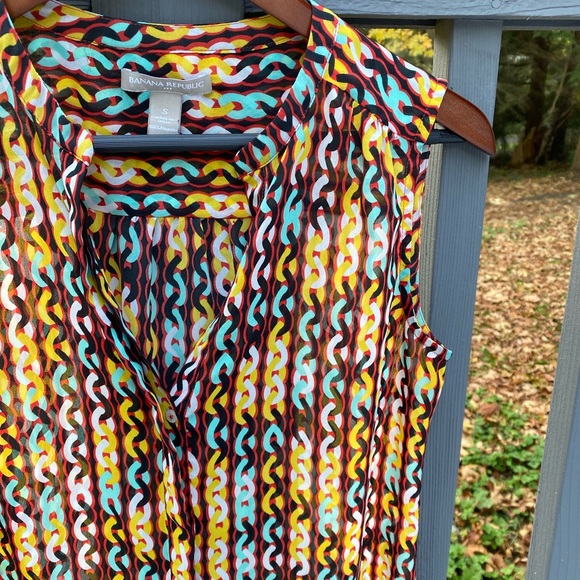 Multi-colored top - Picture 2 of 2